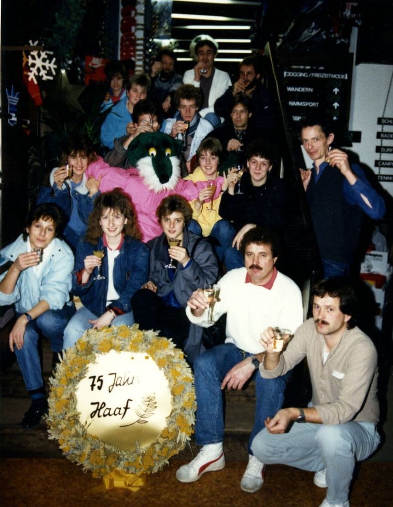 Das Team im Jubiläumsjahr 1986 Das Team im Jubiläumsjahr 1986