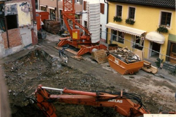 Die Baugrube 1992