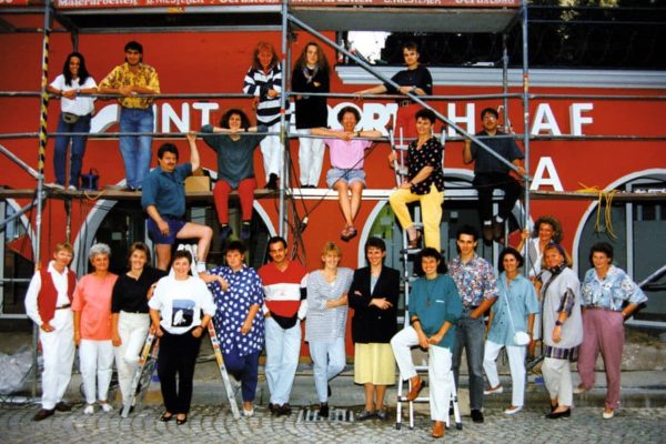 Das Team bei der Neueröffnung 1993