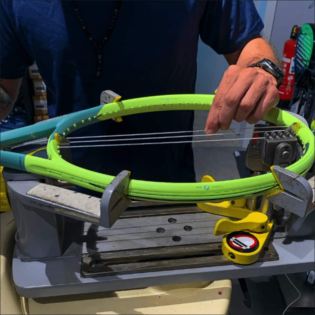 Tennis Saiten Service